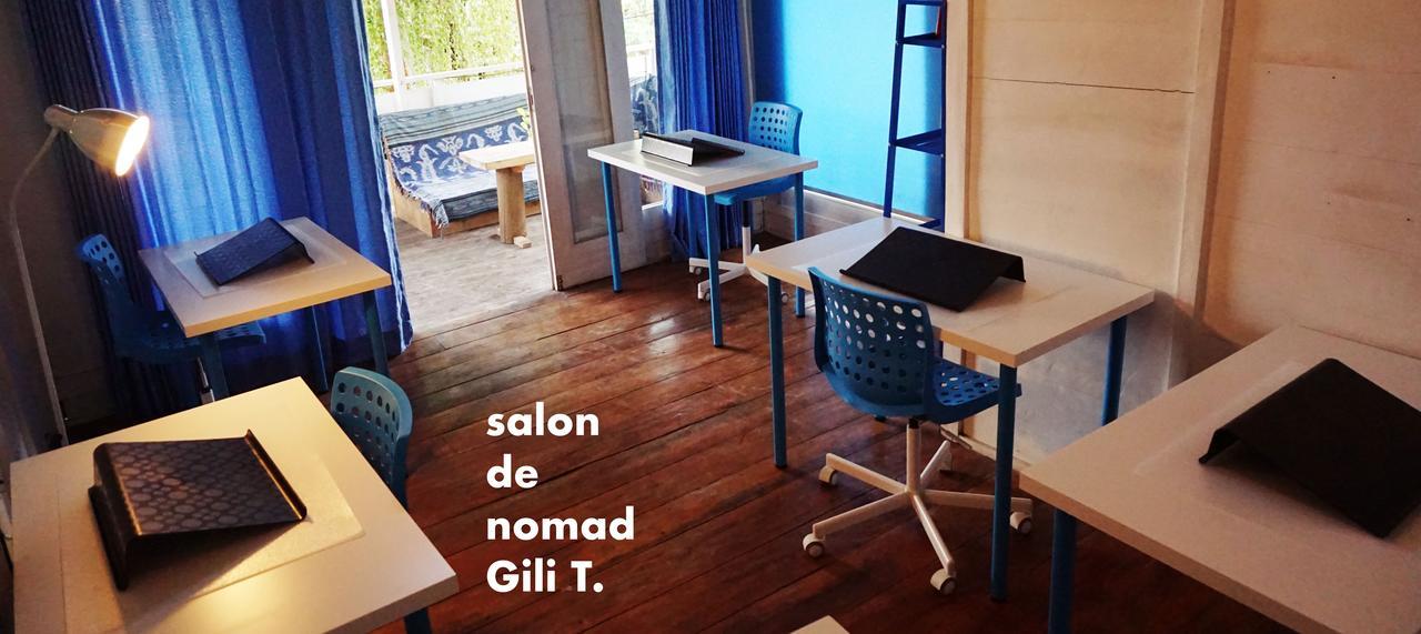 Salon De Nomad Gili T. Bed & Breakfast Gili Trawangan Exterior photo